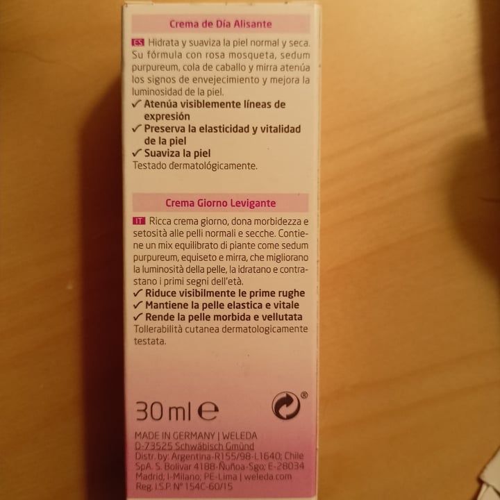 photo of Weleda Crema Giorno Levigante shared by @beaman on  26 Jun 2022 - review