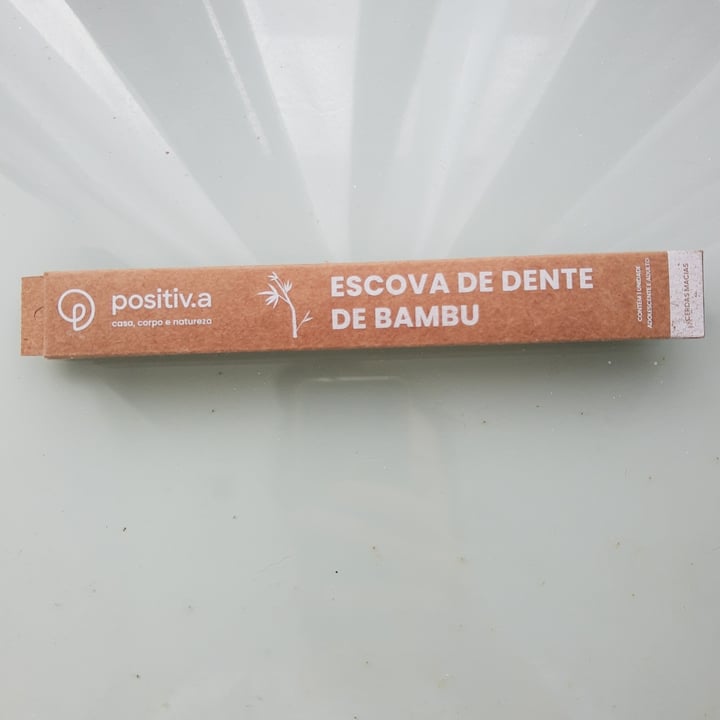 photo of Positiv.a Escova de Dentes de Bambu shared by @laismzanardi on  11 Jul 2022 - review