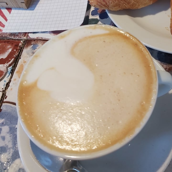 review photo of Pasticceria Del Duca Cappuccino Di Soia shared by @harasarah on 10 Mar 2022 - review