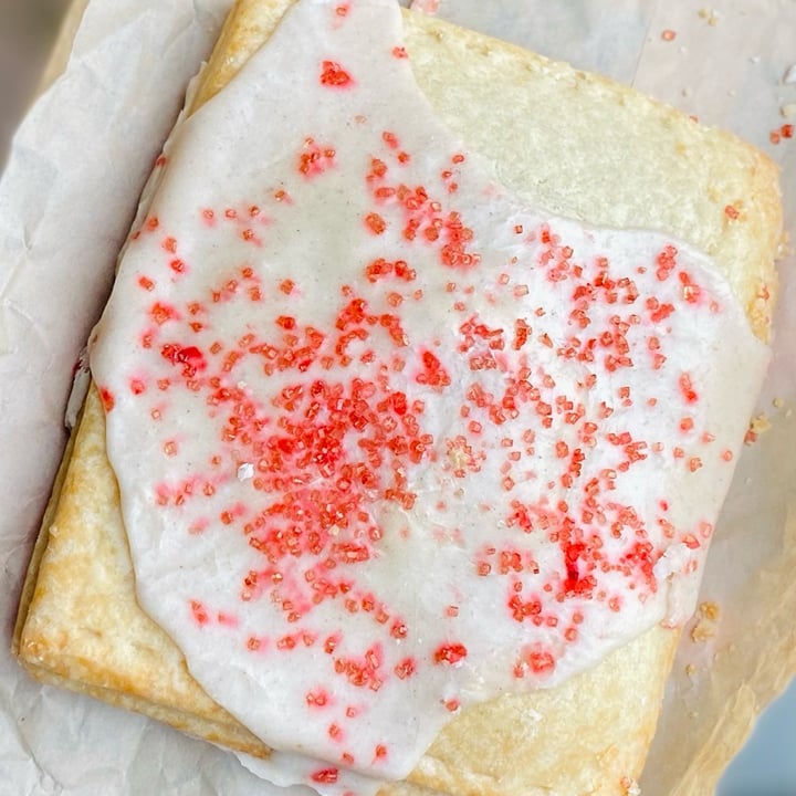 photo of Plant City Pop Tart shared by @amz8893 on  04 Oct 2021 - review
