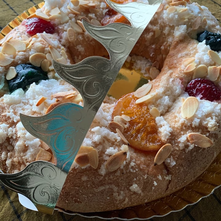 photo of The hippie Baker Roscón de Reyes shared by @titoleas on  03 Jan 2021 - review