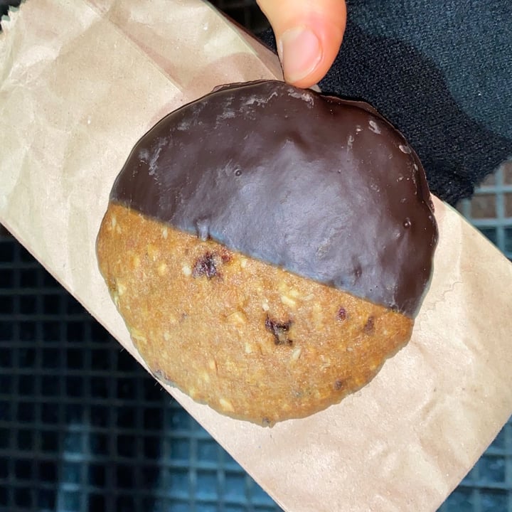 photo of JU Vegano Cookie con chips shared by @inespressable on  15 Aug 2021 - review