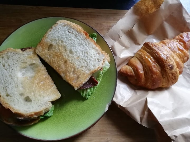 photo of Black Rabbit BLT shared by @sassenach1983 on  31 Mar 2020 - review