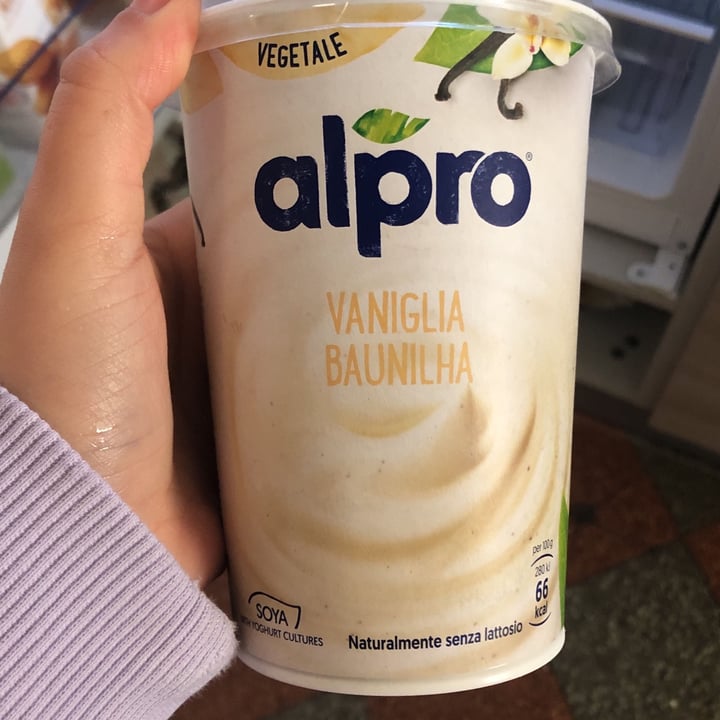 photo of Alpro Soy Yogurt Vanilla shared by @alterlove on  07 Oct 2022 - review