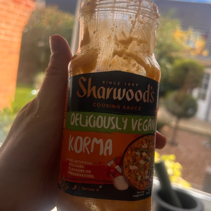 photo of Sharwood's Deliciously vegan Korma shared by @annaleitner on  21 Oct 2022 - review