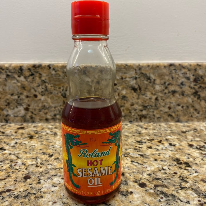 review photo of Roland hot sesame oil shared by @veganmeandyou on 08 May 2022 - review