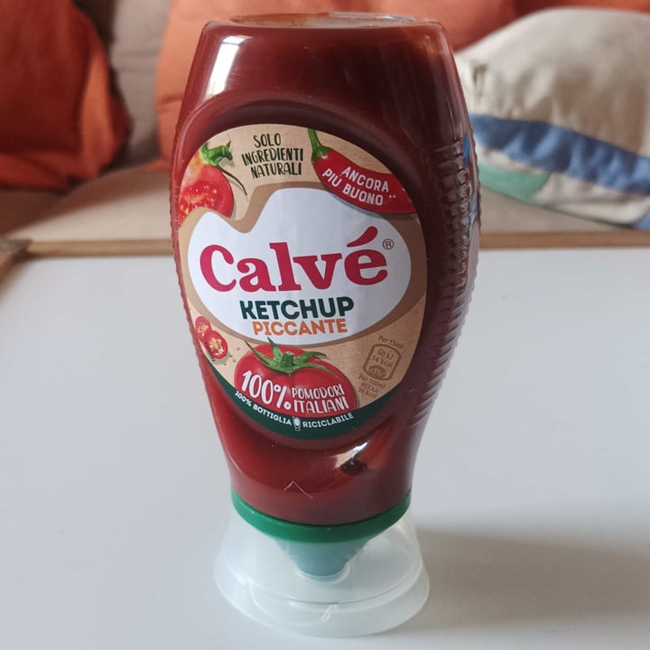 photo of Calvé Ketchup piccante shared by @cienne51 on  15 Jun 2022 - review