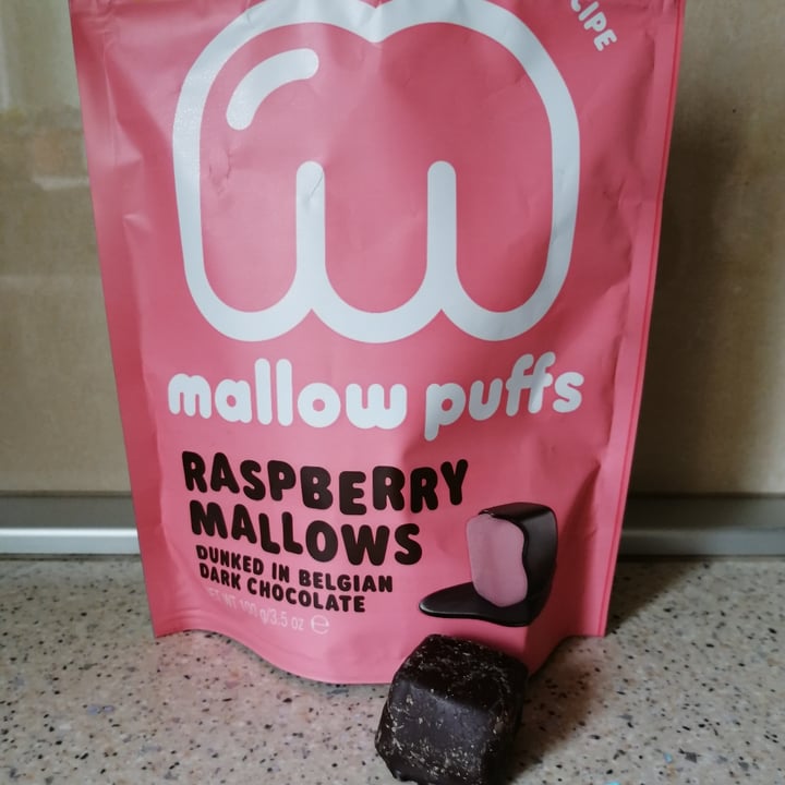 photo of Mallow puffs Raspberry Mallows in Dark Chocolate shared by @owly on  28 Mar 2021 - review