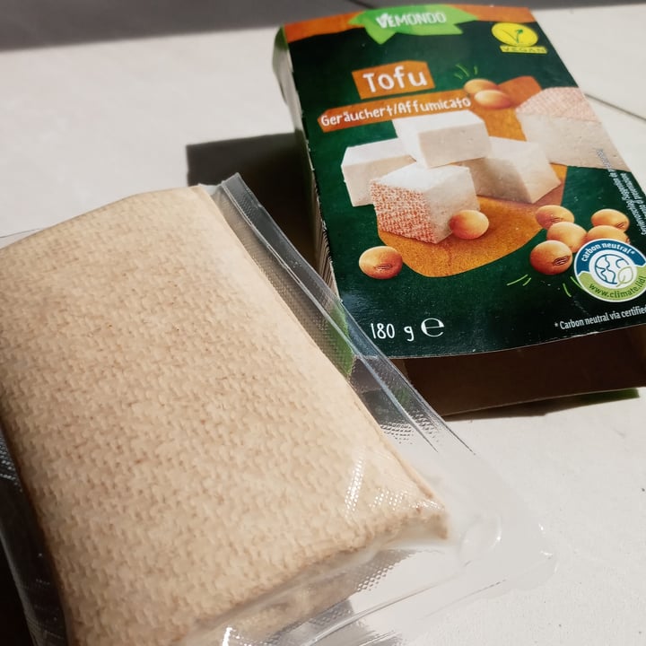 review photo of Vemondo Tofu smoked shared by @marlalestrange on 30 Aug 2022 - review