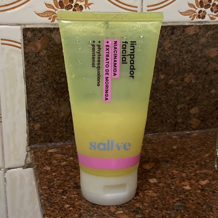 review photo of Sallve Limpador Facial shared by @robertapeyres on 08 May 2022 - review