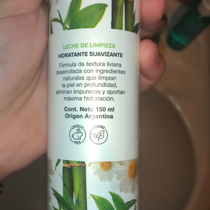 review photo of Violetta cosméticos Leche de limpieza BeVegan shared by @candemecqui on 17 Sep 2021 - review