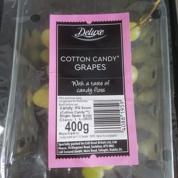 photo of Deluxe Cotton Candy Grapes shared by @silviamouse on  18 Sep 2021 - review