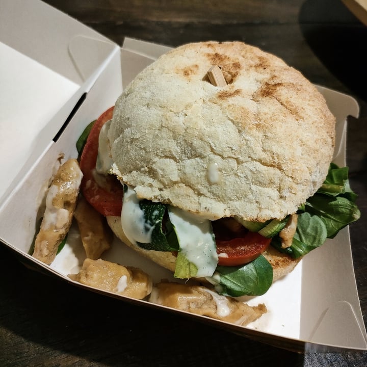 photo of DelEat No Meat Bites Burger shared by @irene80 on  13 Dec 2022 - review
