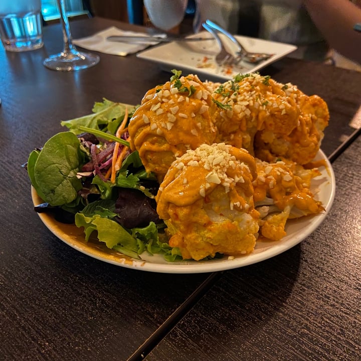 photo of Afterglow By Anglow Cheesy Cauliflower Bites shared by @dafnelately on  08 Nov 2022 - review