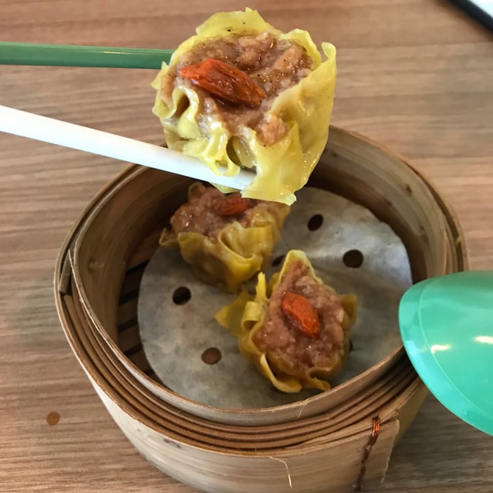 photo of Vegan Curry Rice with Mother Earth Siew Mai shared by @opheeeliaaa on  28 Aug 2019 - review