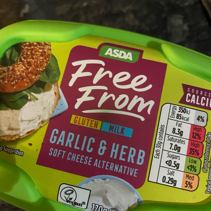 photo of Asda Free From Soft cheese shared by @christinexxx on  05 Jan 2022 - review