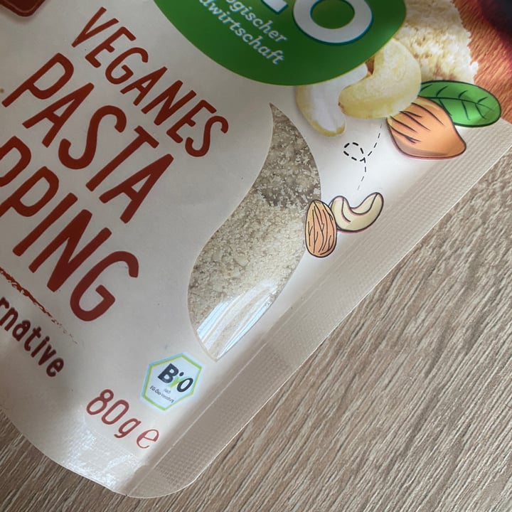photo of dmBio Veganes Pasta Topping shared by @sophie000 on  15 Apr 2022 - review