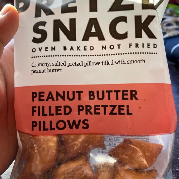 review photo of Woolworths Pretzel Snack Peanut Butter Filled Pretzel Pillows shared by @vegansince2019 on 01 Aug 2021 - review