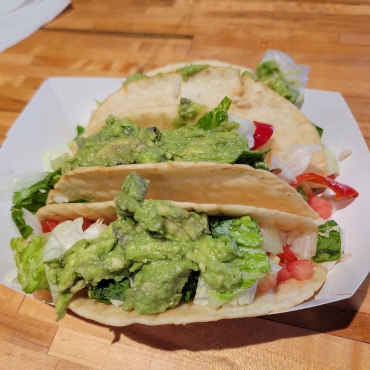 photo of Maya Burrito Co. Veggie Taco shared by @skyepie on  30 Sep 2022 - review