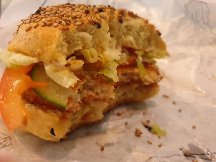 review photo of BJÖRN BURGERS | 100% vegetarisch Ole Burger shared by @robis on 12 Feb 2020 - review