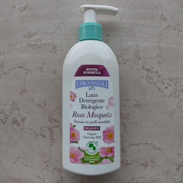 photo of I Provenzali Latte Detergente Biologico Rosa Mosqueta shared by @ziacarmelo on  20 Jan 2022 - review