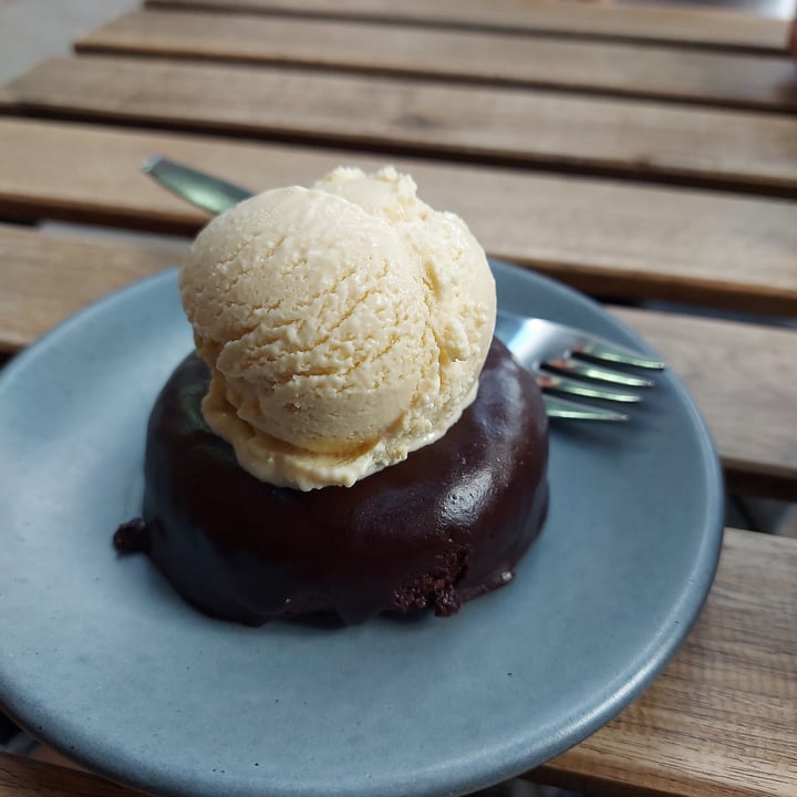 photo of Café Vegetal Dona de chocolate shared by @rebecalozano on  01 Sep 2022 - review
