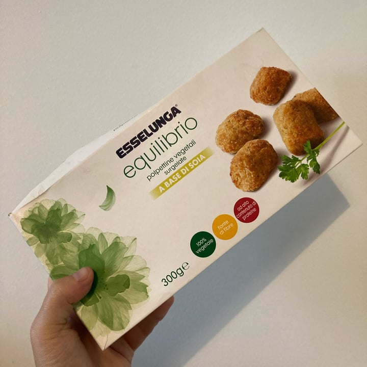 photo of  Esselunga Polpettine Vegetali A Base Di Soia shared by @sottolapellepodcast on  31 Oct 2021 - review