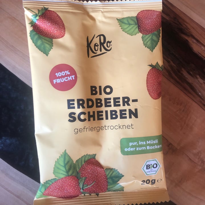 photo of Koro Bio-Erdbeerscheiben gefriergetrocknet shared by @elenaeatsvegan on  05 Sep 2021 - review