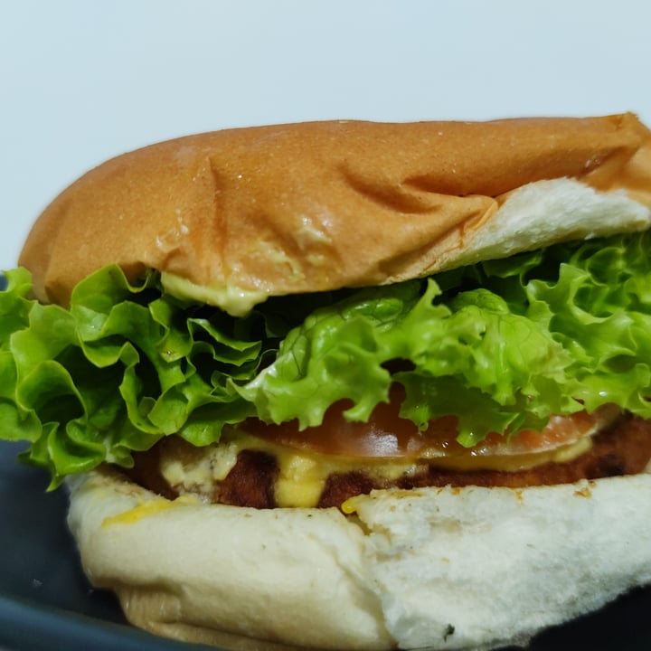 photo of Prime Dog Burger do Chef (Eleito O Melhor Burger Vegano De SP) shared by @ericadeemoraes on  18 Jul 2021 - review