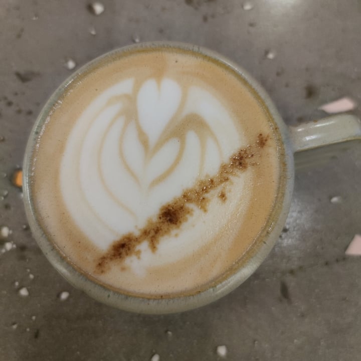 review photo of Bioma Plant Based Café Belgrano caramel capucchino shared by @vannaangelicola on 22 May 2022 - review