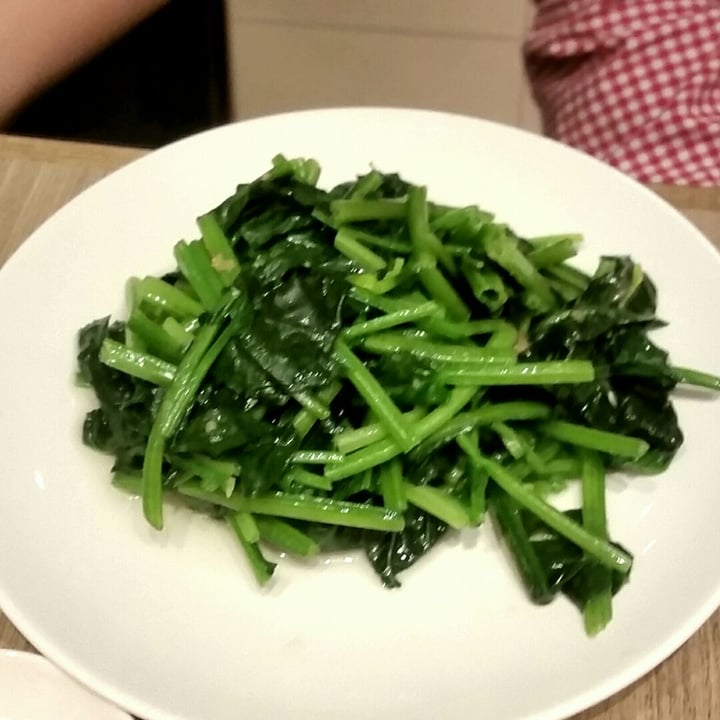 review photo of Din Tai Fung Stir-fried Spinach with Garlic shared by @rationpi on 31 Aug 2018 - review