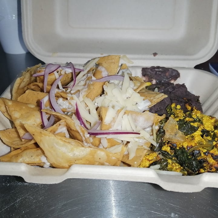 review photo of Carenina. Vegan Bistro. Chilaquiles/Tofu Revuelto/Frijoles shared by @ossus on 22 Sep 2022 - review
