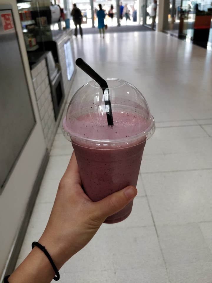 review photo of Pitch Coffee PBJ Smoothie shared by @gyanhan on 21 May 2018 - review