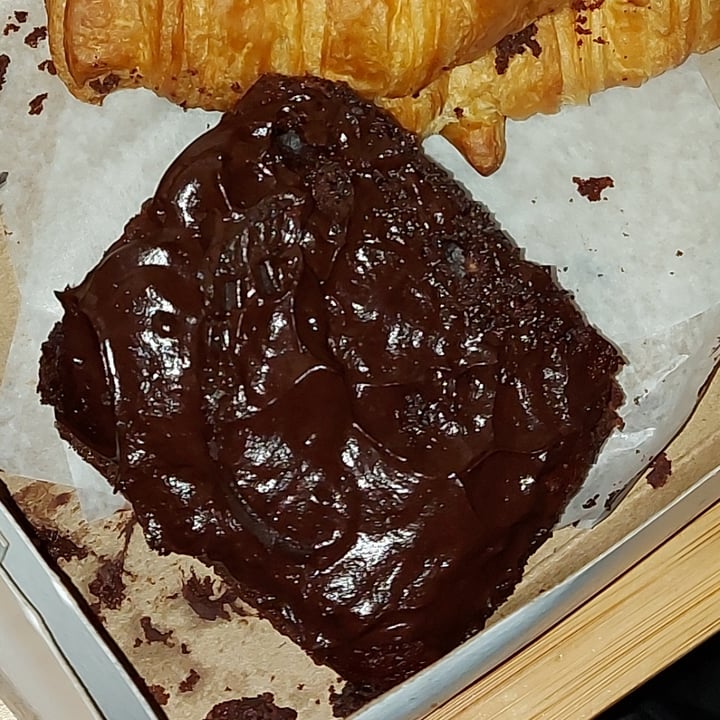 photo of Vegan Danish Bakery Chocolate cake shared by @svraphael88 on  13 Jul 2022 - review