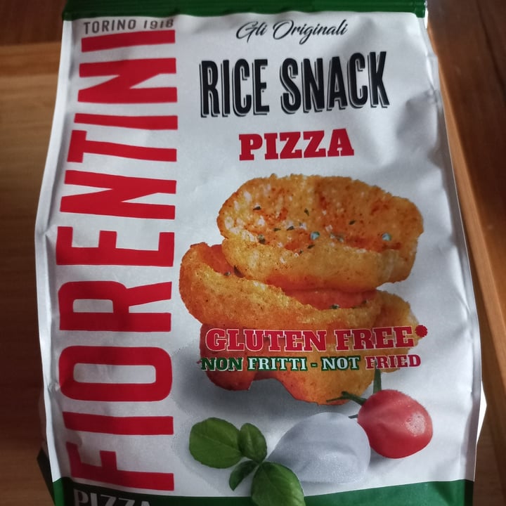 photo of Conad Rice Snack pizza shared by @zoearon on  05 Oct 2022 - review