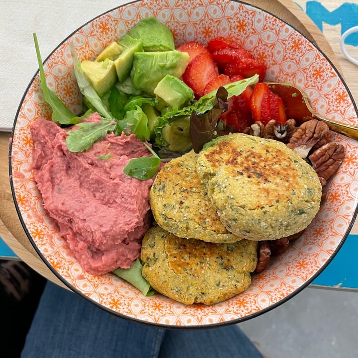 photo of RYE Vegan bowl shared by @theveganent on  28 Oct 2021 - review