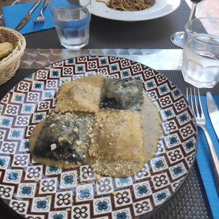review photo of La Tecia Vegana Ravioli with Seitan shared by @merlerouge on 07 Sep 2022 - review
