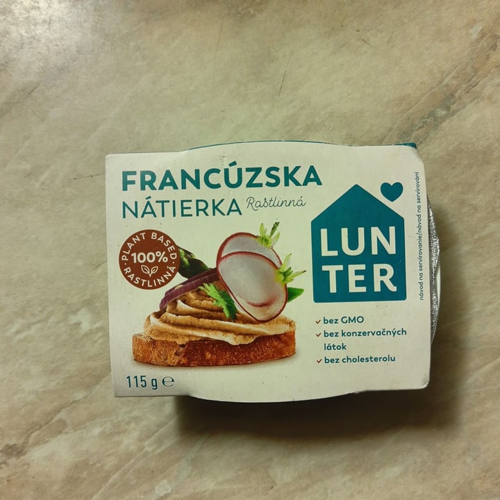 photo of Lunter Paté Vegetal Sabor Francés shared by @domcsiwill on  25 Sep 2022 - review