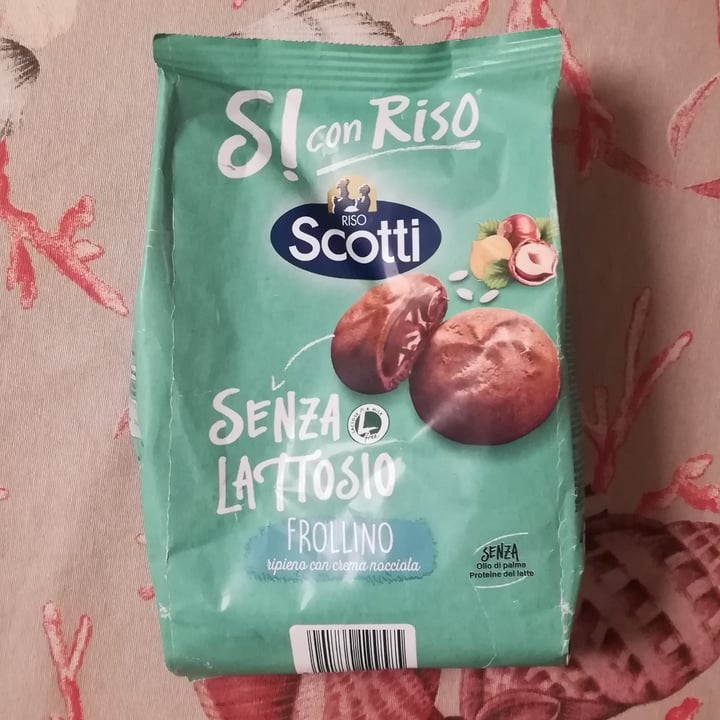 photo of Riso Scotti si con riso senza lattosio frollino ripieno di crema nocciola shared by @chico97 on  26 Sep 2022 - review
