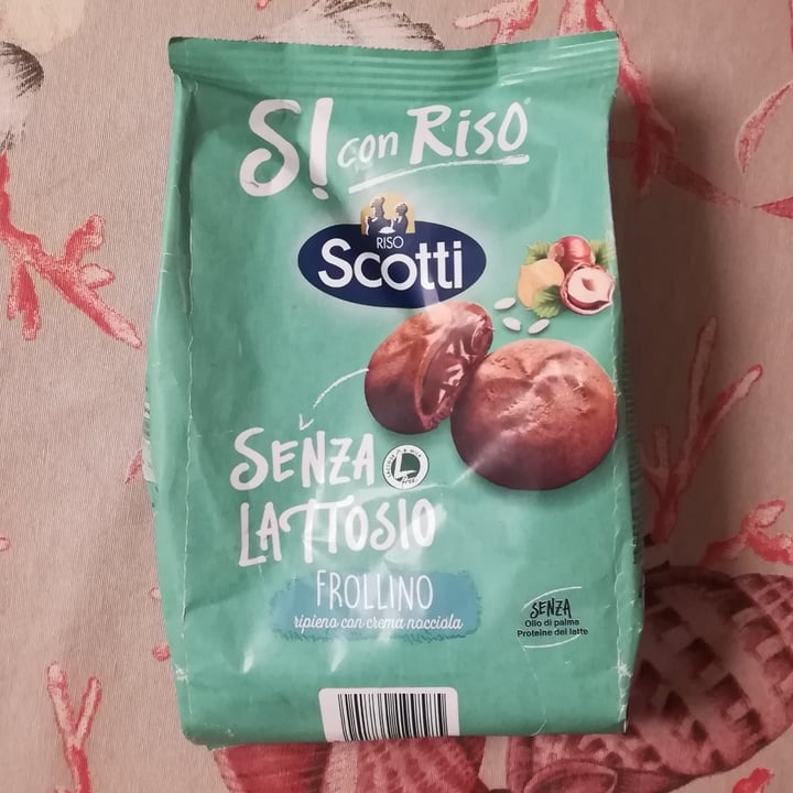 review photo of Riso Scotti si con riso senza lattosio frollino ripieno di crema nocciola shared by @chico97 on 26 Sep 2022 - review