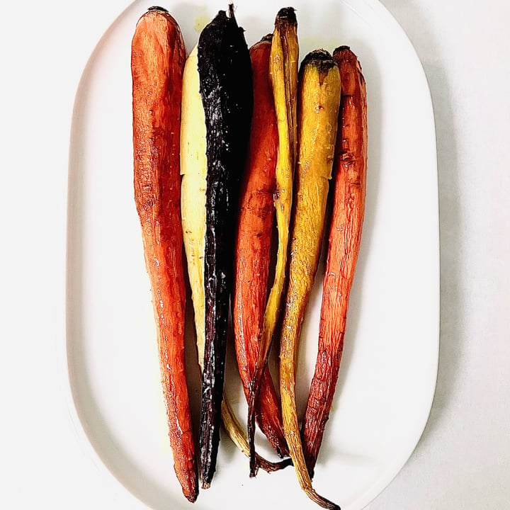 photo of 365 Whole Foods Market Organic Rainbow Carrots shared by @tamiapple on  27 Nov 2021 - review