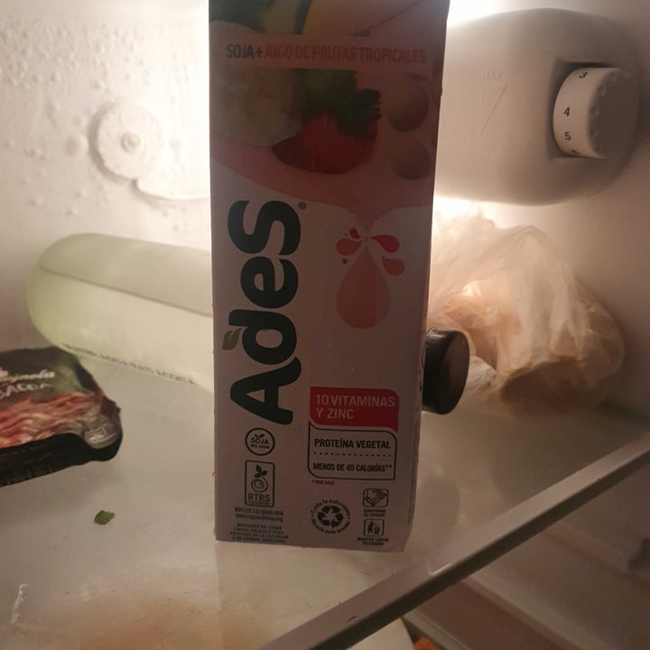 photo of Ades Ades frutos tropicales shared by @juanadiluca on  20 Jan 2022 - review