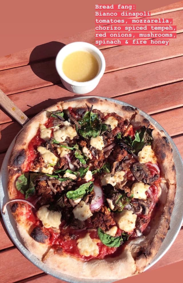 Foto do prato “Bread Fang Pizza”