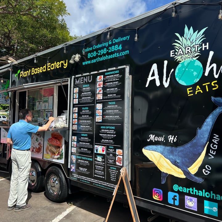 photo of Earth Aloha Eats Teriyaki Bowl shared by @taylorsatterlee on  28 Jun 2022 - review