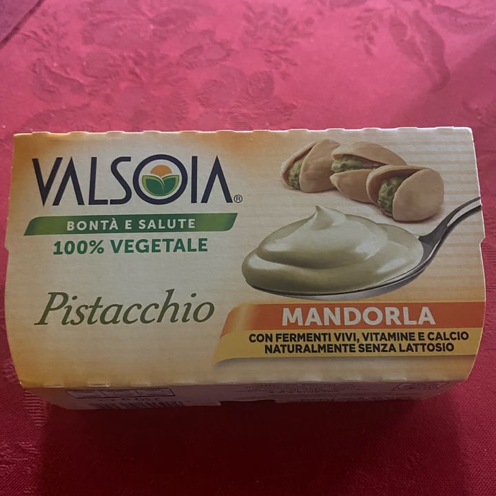 photo of Valsoia Pistacchio Mandorla shared by @alfi on  09 Sep 2022 - review