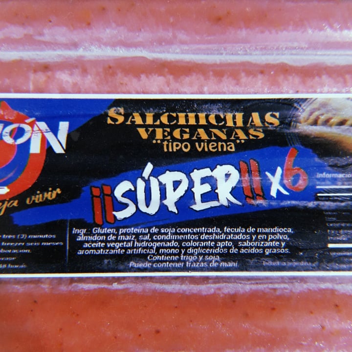 photo of Fusión vegana Salchichas Veganas Tipo Viena Súper shared by @nanicuadern on  03 Dec 2022 - review