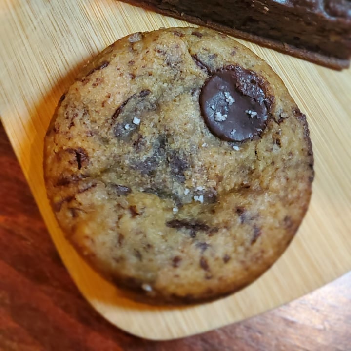 photo of Pâtisserie Zébulon Chocolate Chip Cookie shared by @namataste on  12 Dec 2021 - review