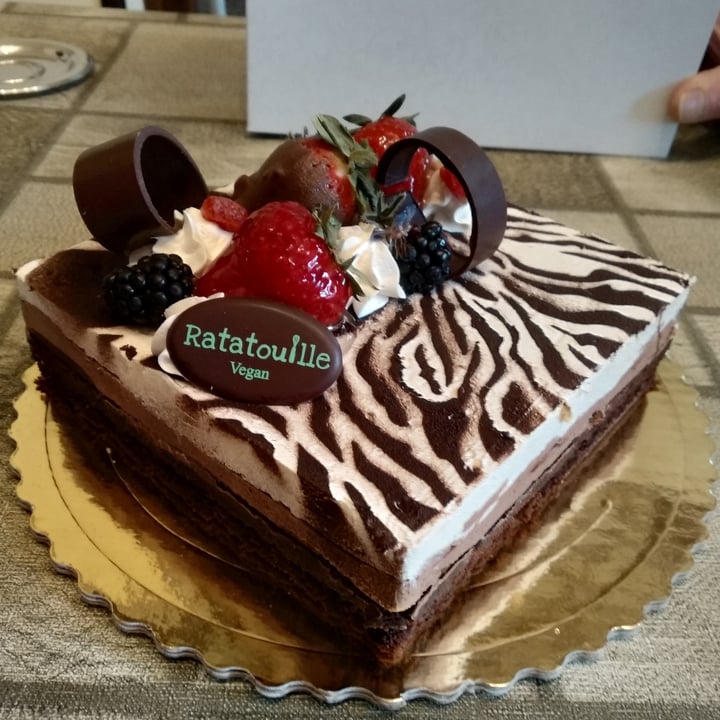 photo of Ratatouille Vegan Food Torta vegan shared by @rapanellaveg on  05 Apr 2021 - review