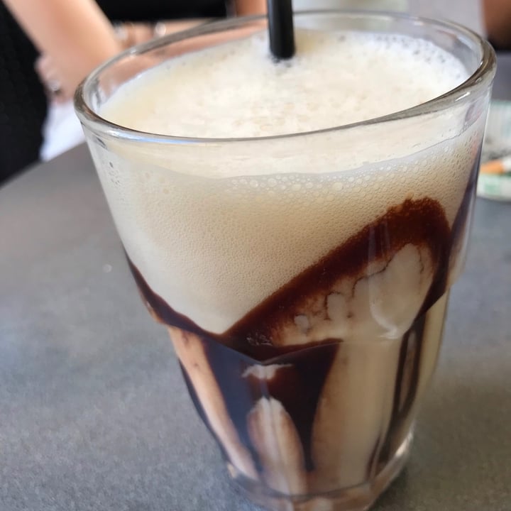 photo of The Coffee Box Milkshake Al Cioccolato con Latte Di Soia shared by @aless02 on  11 Sep 2021 - review