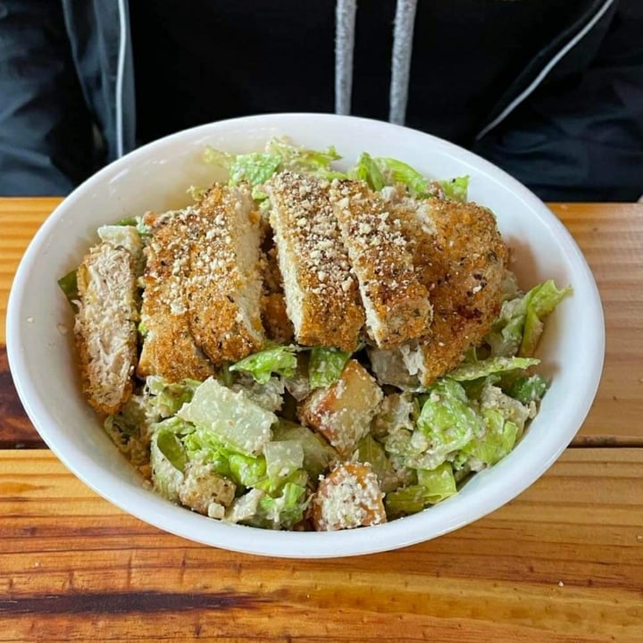 review photo of DC Vegan Chick'n Ceasar Salad shared by @amandalanphear on 01 Oct 2022 - review
